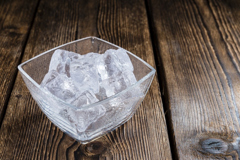 Icy Bites: Discover Ice’s Use in Entertaining