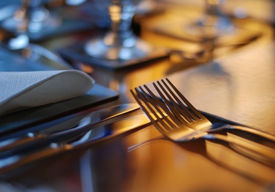 A Closer Look at Dinner Table Etiquette