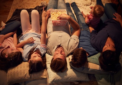 4 Ideas for Planning the Perfect Family Night In