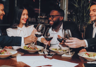 4 Ways To Enjoy Your Next Gathering At Stonewood Grill