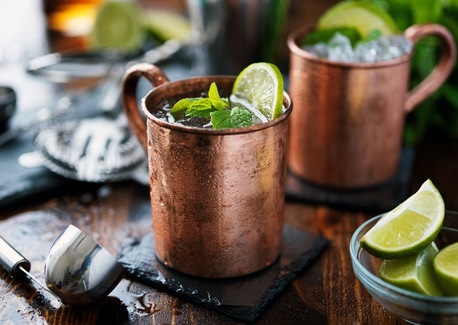 The Tastiest Cocktails to Complement a Steak Dinner