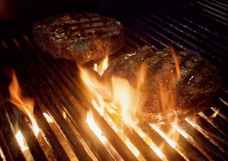 Oak-Grilled Excellence: Stonewood's Commitment to Steaks
