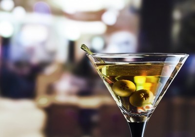 Inside the Martini: A Quintessential Cocktail